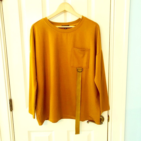 🌸NEW, Very J Edgy Top - Picture 2 of 3